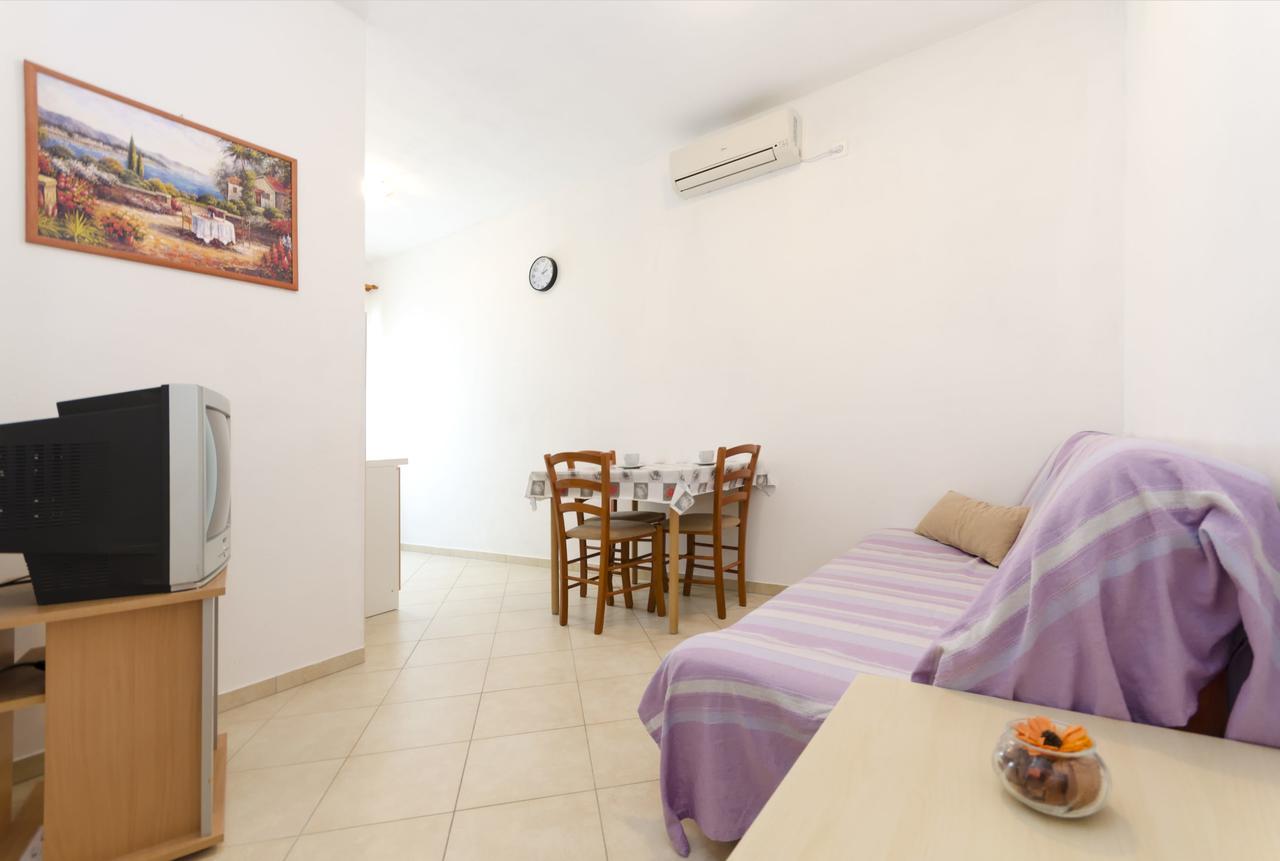 Apartments Anastazija Vodice Exterior foto